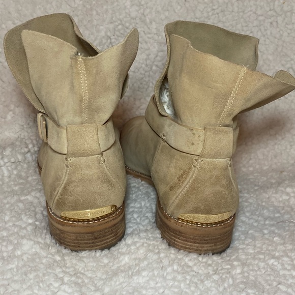 Michael Kors The Jet Set 6 Tan Walton Booties Size 8 - Picture 3 of 5